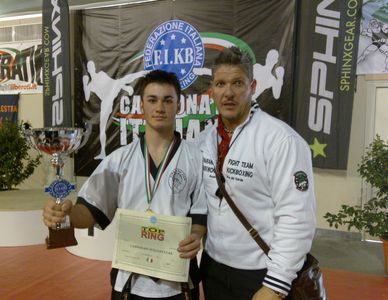 Taekwondo& kickboxing Junior 14-17 anni